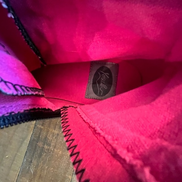 Black and Red Platform High Tops - Picture 8 of 15